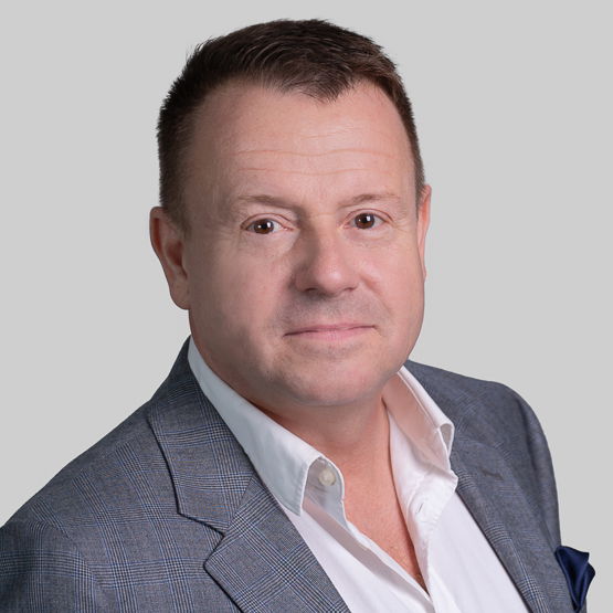 Piotr Kloska - Specjalista ds. Nieruchomości - Freedom