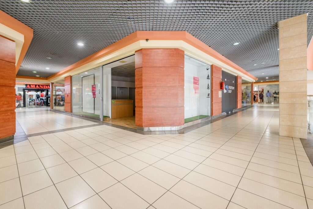 Lokal w galerii handlowej na sprzedaż - zdjęcie 8