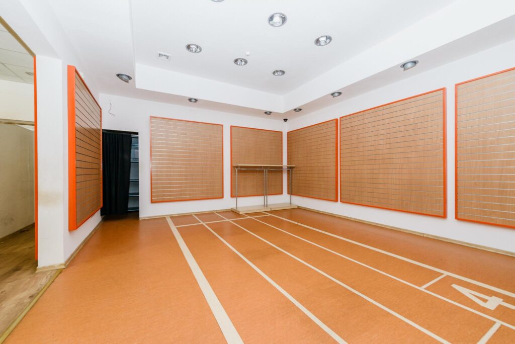 Lokal w galerii handlowej na sprzedaż - zdjęcie 2
