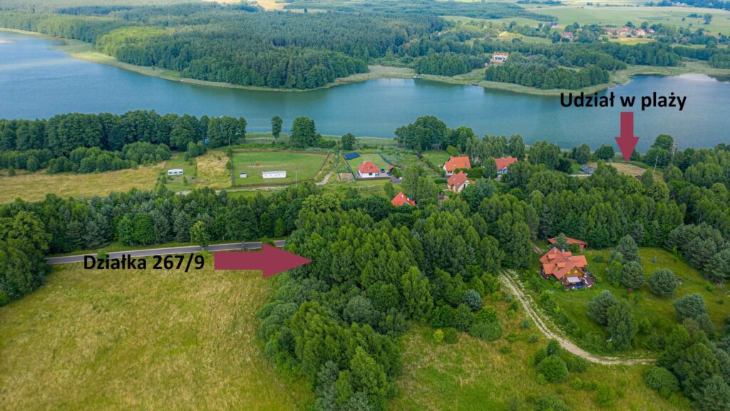 Atrakcyjna działka z dostępem do prywatnej plaży - zdjęcie 1