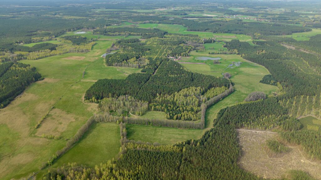 Ziemia rolna - działka 15,8713 ha - zdjęcie 12