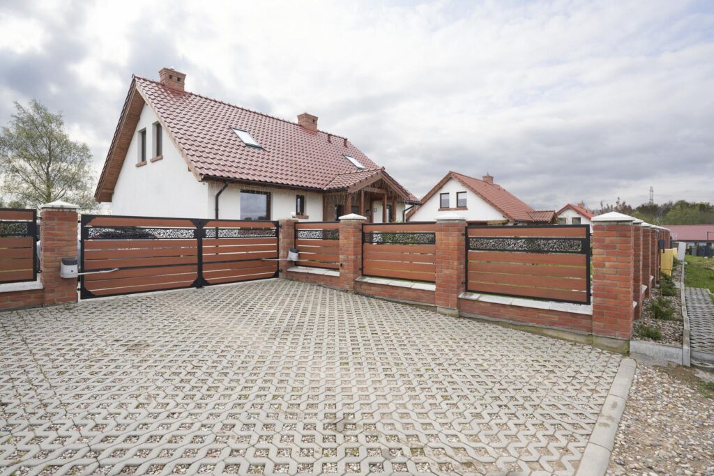 Piękny nowoczesny dom na Warmii ! - zdjęcie 4