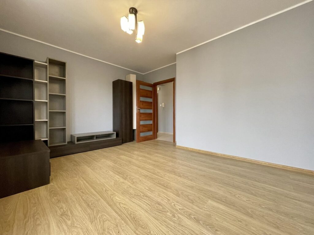 Gotowe do zaraz 2 pokoje/ balkon/ - zdjęcie 1