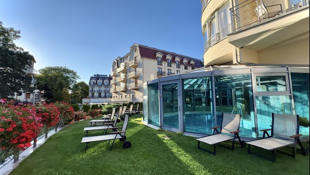 Inwestycyjny Apartament przy promenadzie i plaży. - zdjęcie 12
