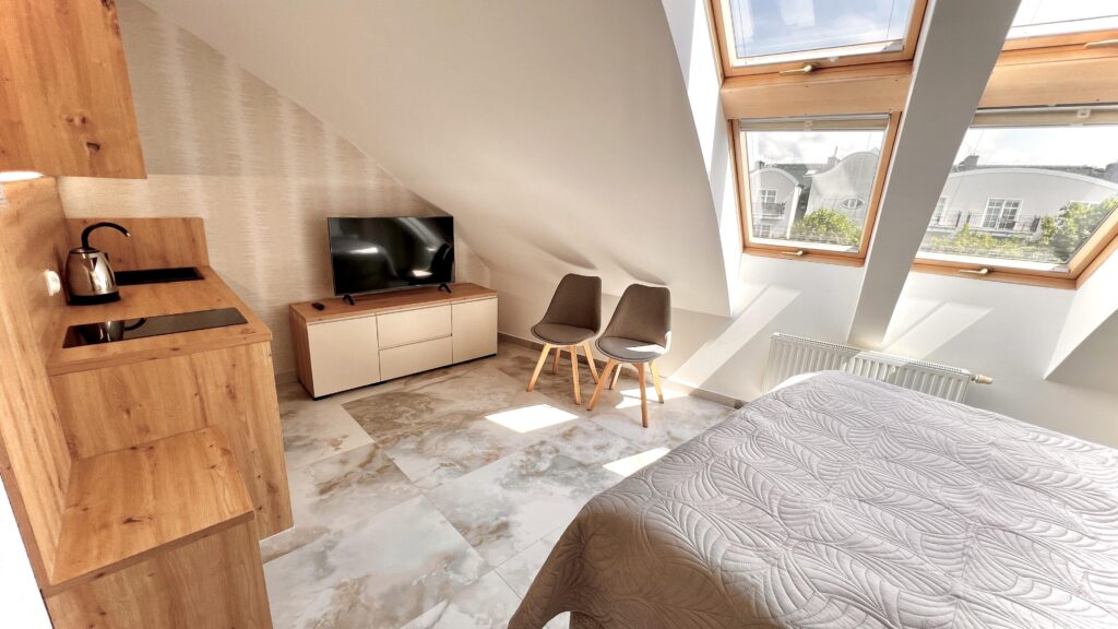 Inwestycyjny Apartament przy promenadzie i plaży. - zdjęcie 2