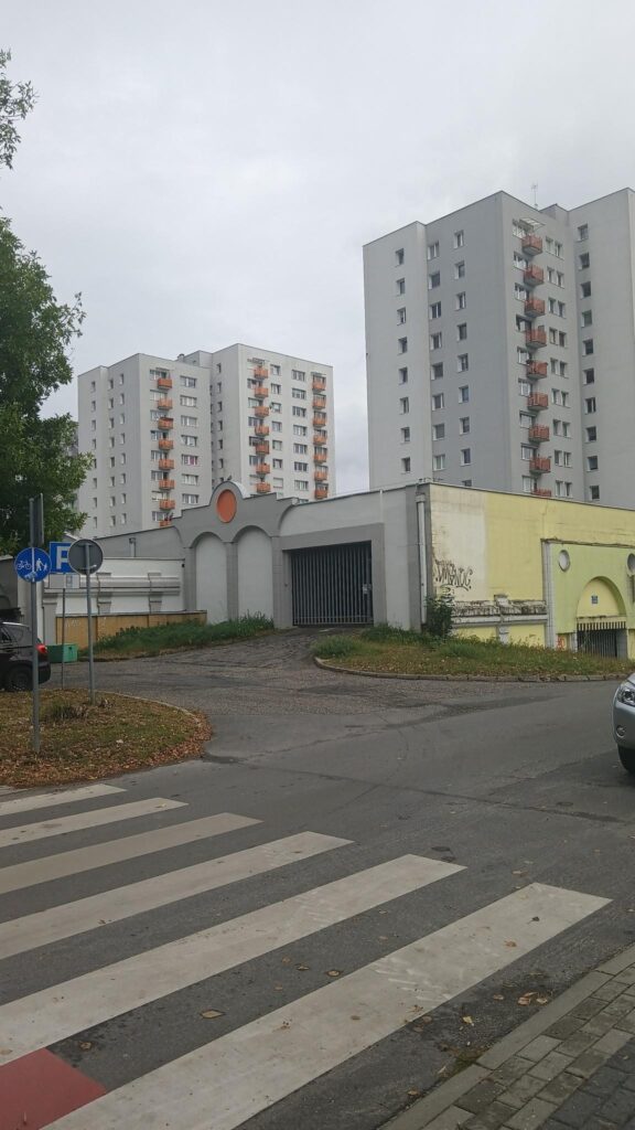 Garaż w centrum Zielonej Góry - zdjęcie 2