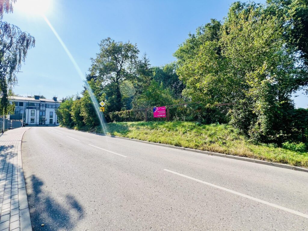 Wyjątkowa działka budowlana w Centrum Ciechanowa - zdjęcie 2