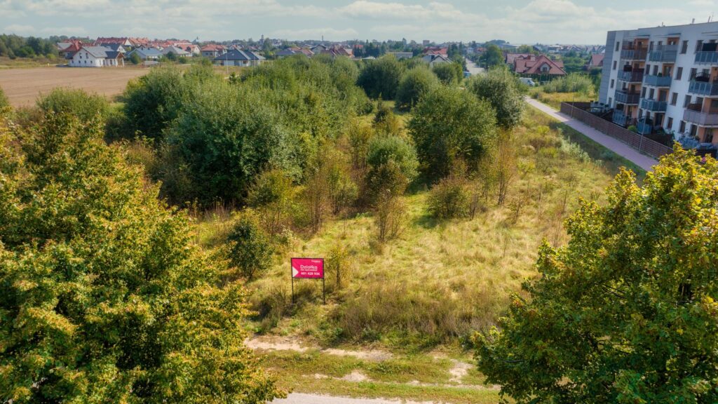 Działki pod zabudowę mieszkaniową wielorodzinną - zdjęcie 8