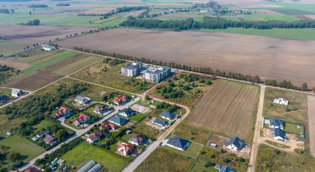 Działki pod zabudowę mieszkaniową wielorodzinną - zdjęcie 5