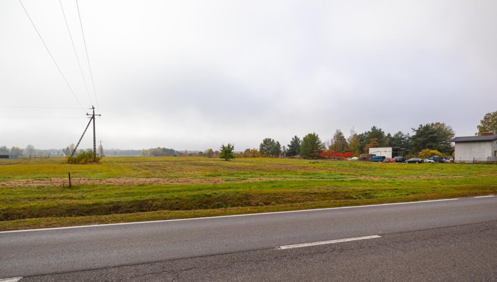 Działka budowlana 1174m2 - zdjęcie 1