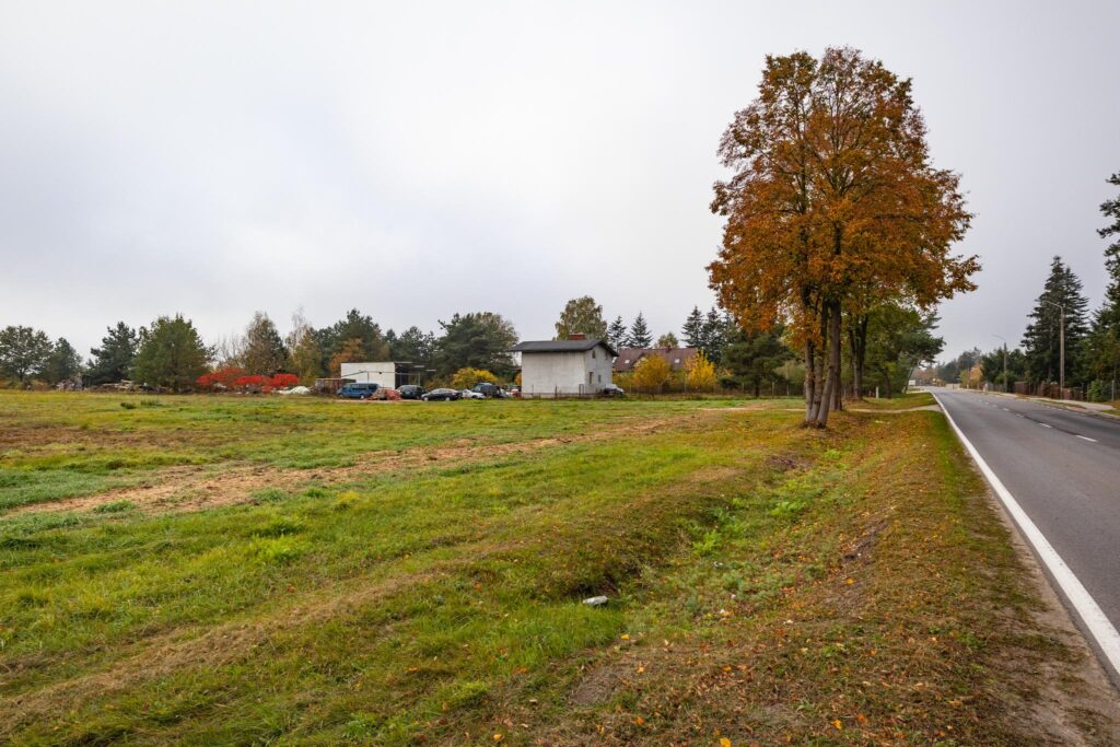 Działka budowlana 1174m2 - zdjęcie 3