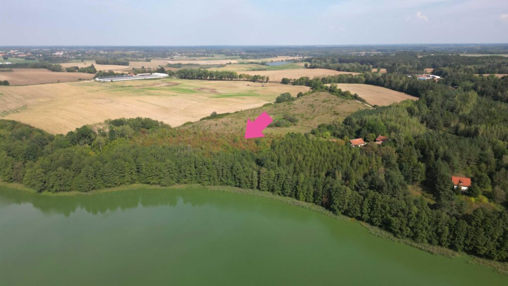 Urokliwa działka z linią brzegową w Mokinach - zdjęcie 4