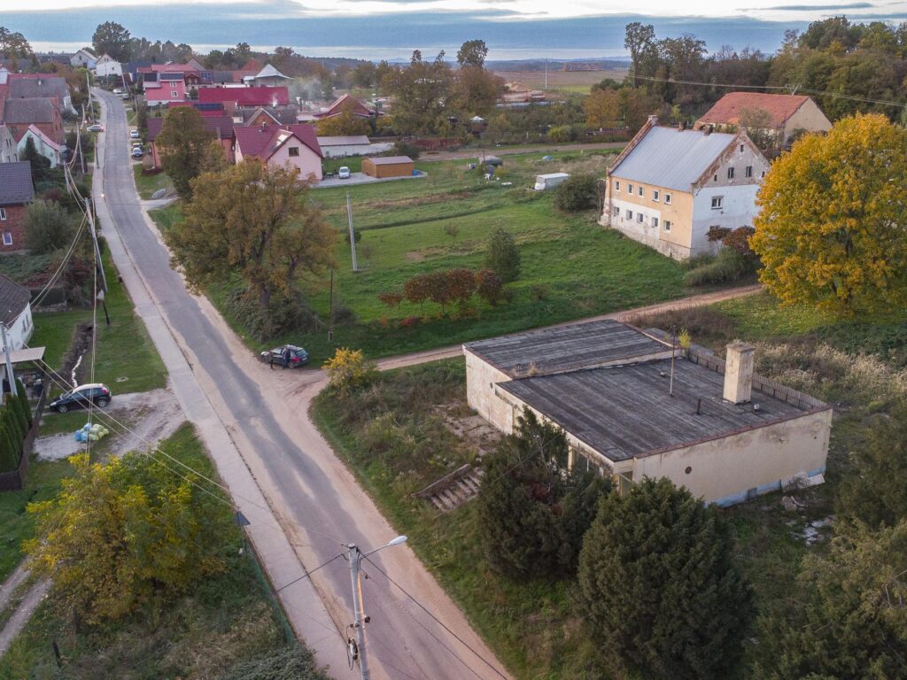 Budynek usługowo-handlowy w Kłodoboku + projekt - zdjęcie 8