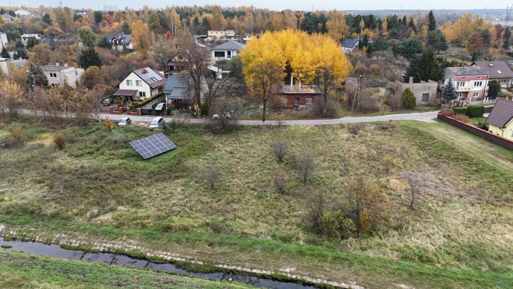 Działka 620 m2, cisza/natura - zdjęcie 1
