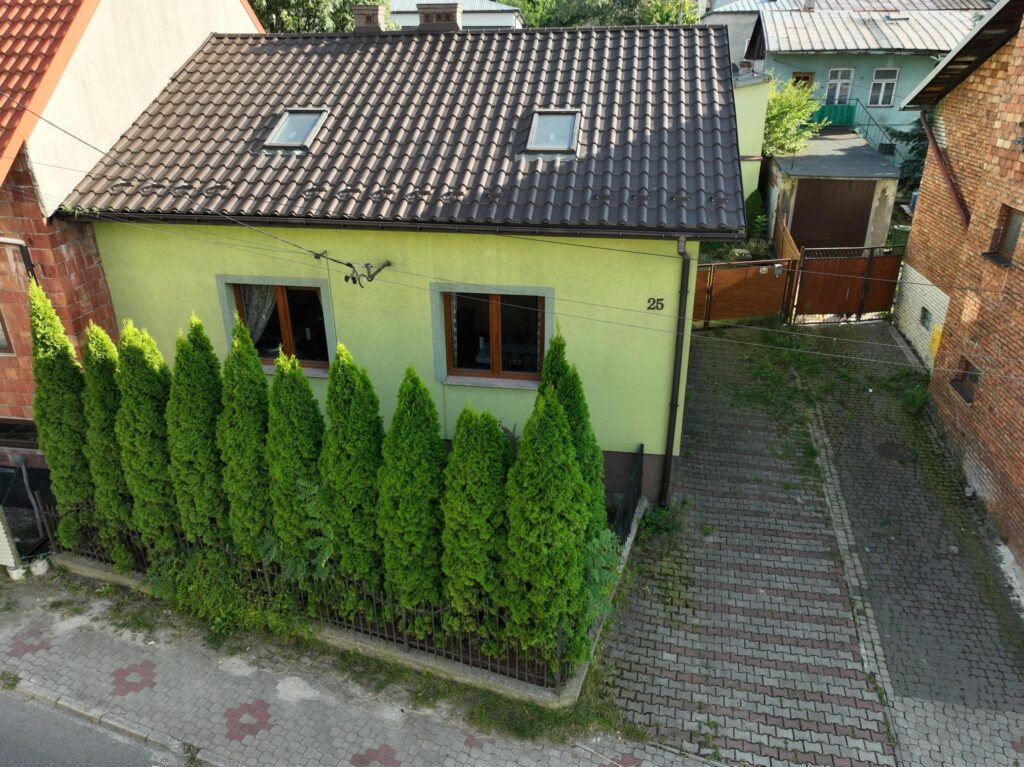 Dom w centrum Skały - zdjęcie 1