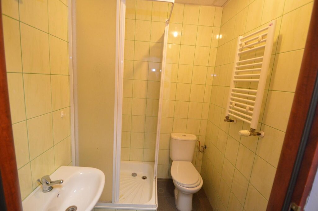 Lokal użytkowo - handlowy (biuro)  130m2 - zdjęcie 8