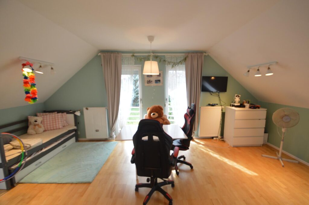Podwójny dom. Stylowy i komfortowy. Garaż. Sauna. - zdjęcie 11