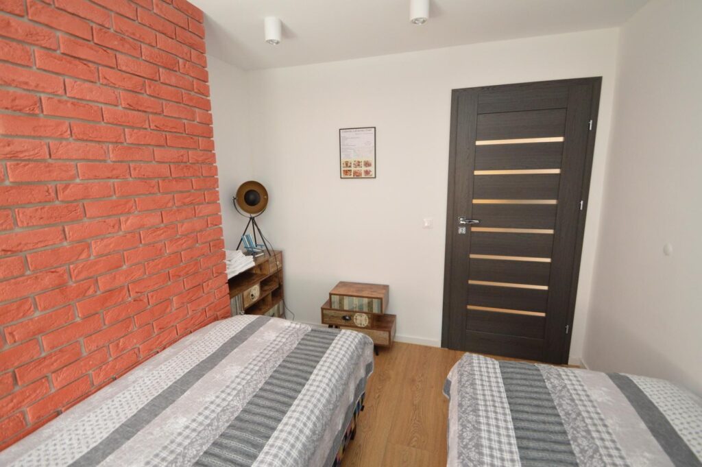 Do sprzedaży dwupokojowe w centrum - zdjęcie 7