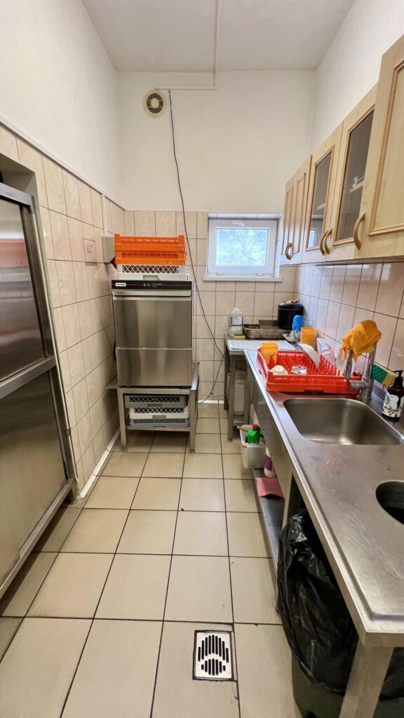 Dziwnów 48 miejsc noclegowych z restauracją - zdjęcie 31
