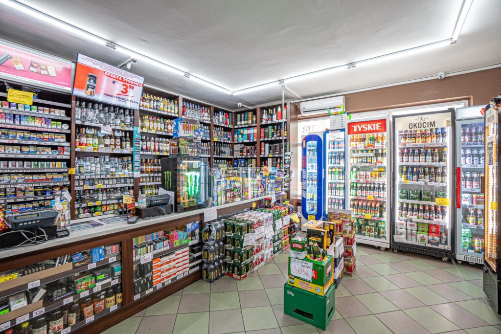 Na sprzedaż lokal użytkowy, parter, duże witryny - zdjęcie 6
