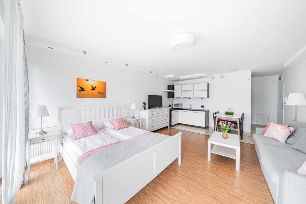 Apartament 1-pokojowy z ogródkiem, blisko morza !! - zdjęcie 3
