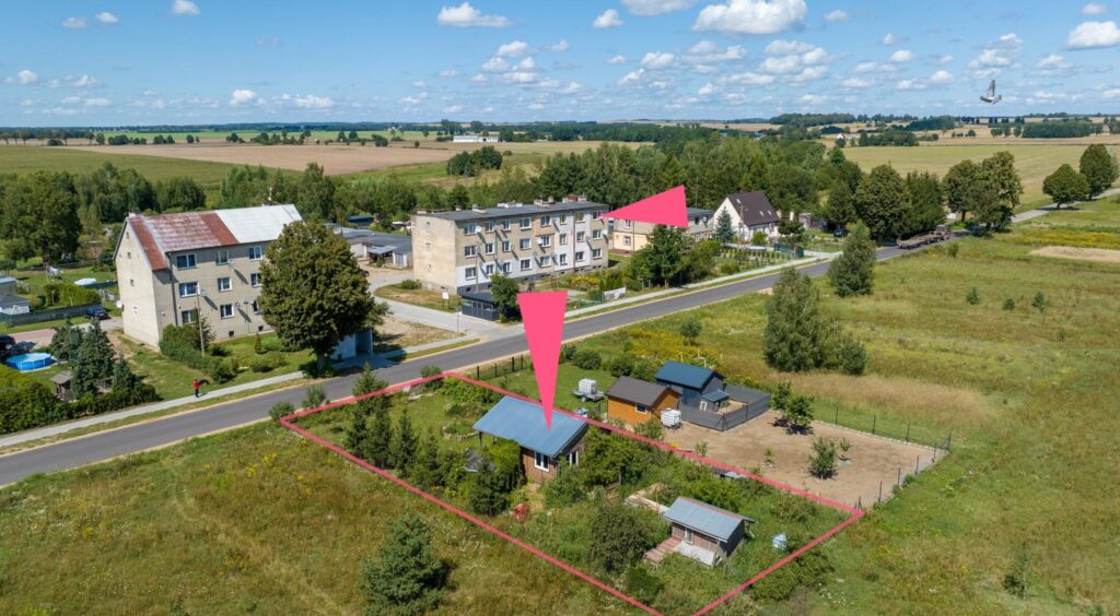 Mieszkanie z działką w Gołębiewie - zdjęcie 1
