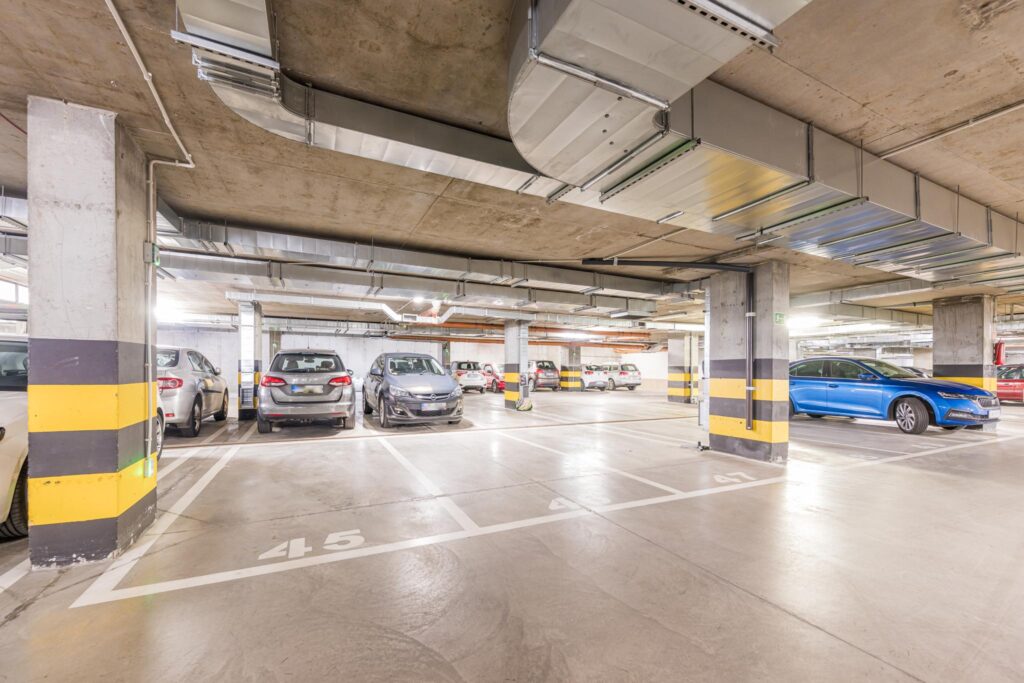 Miejsce parkingowe w garażu podziemnym, Białołęka - zdjęcie 1