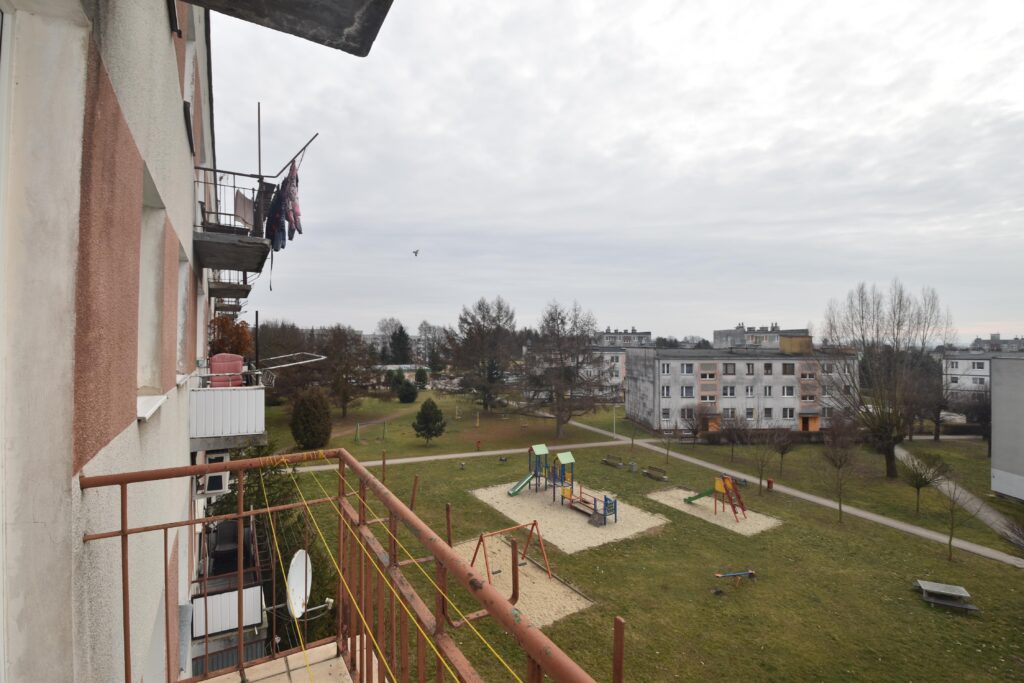 Komfortowe mieszkanie z otwartą kuchnią - zdjęcie 6