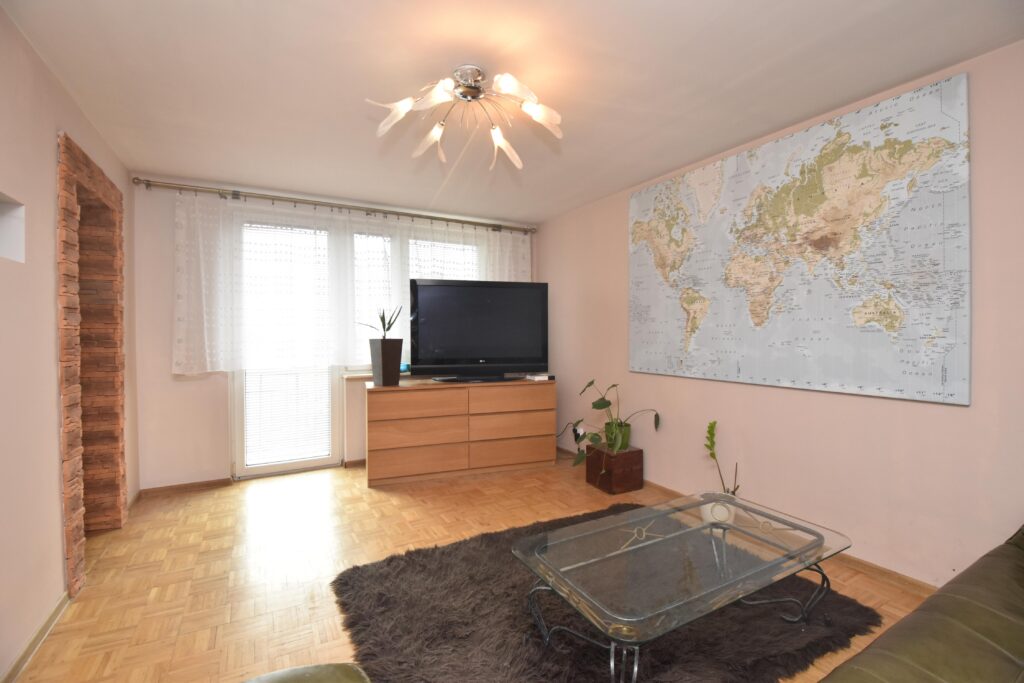 Komfortowe mieszkanie z otwartą kuchnią - zdjęcie 8