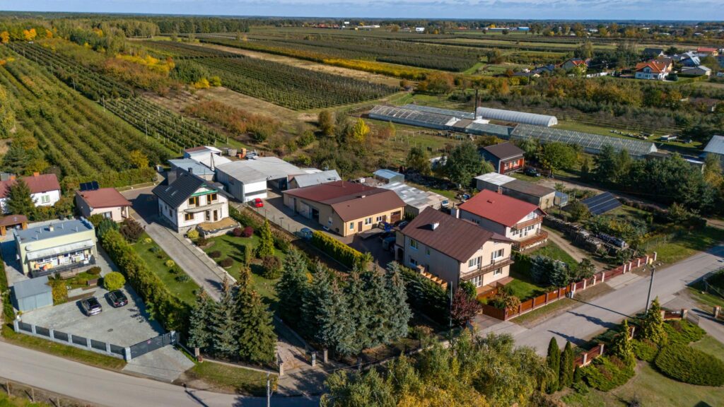 Dom 204 m² z warsztatem – idealny wybór! - zdjęcie 2