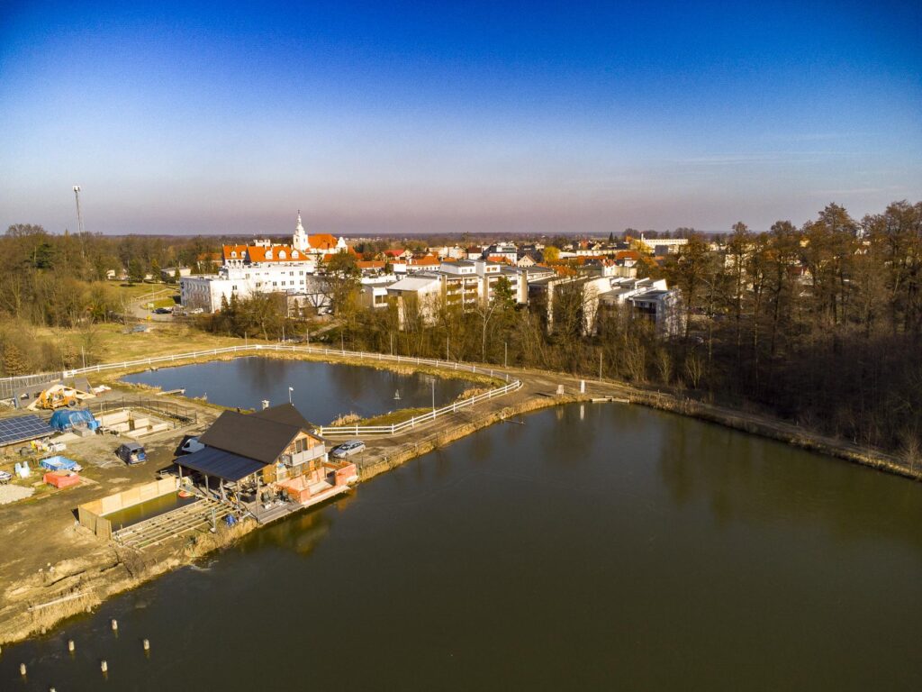 ,,Łowisko"- dom, stawy i domki letniskowe - 20 ha! - zdjęcie 9