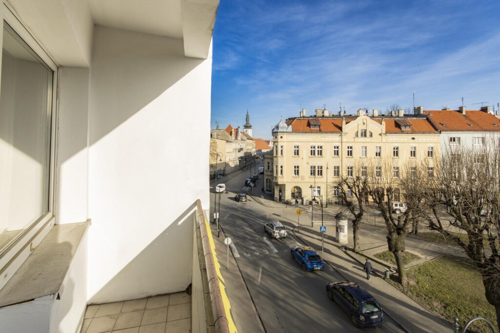 Centrum, blok, dwa pokoje, piękny widok - zdjęcie 4
