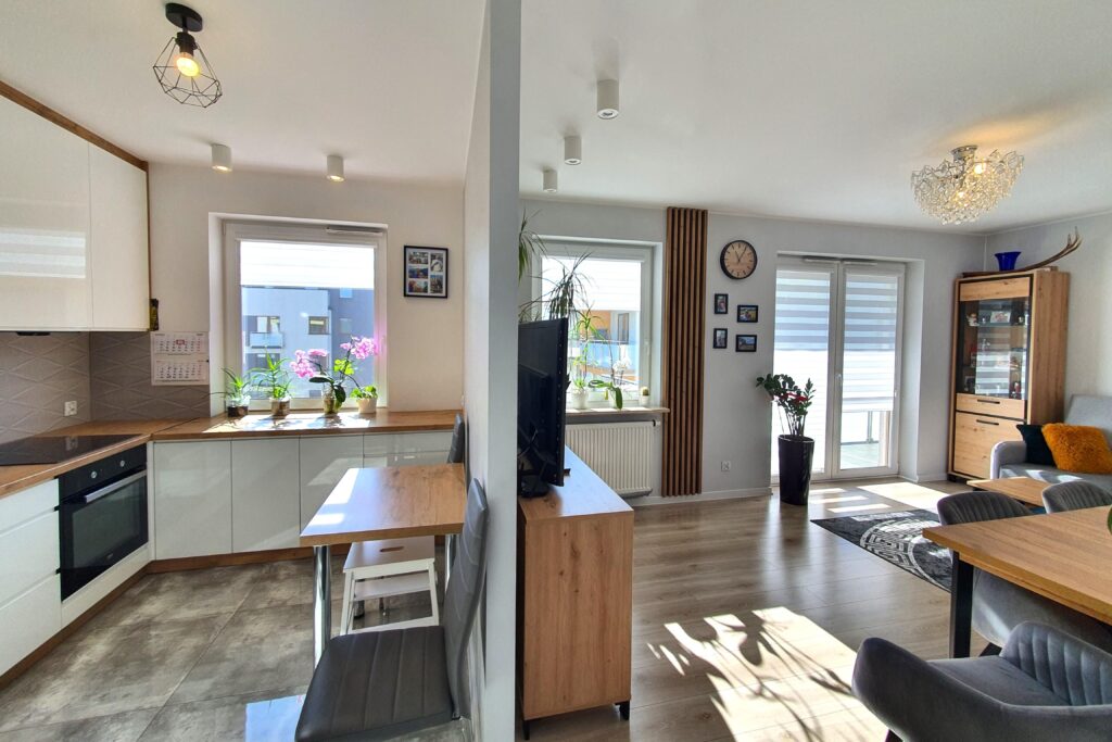 Apartament w otoczeniu zieleni - zdjęcie 1