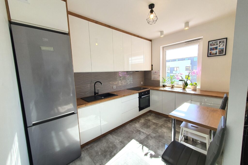 Apartament w otoczeniu zieleni - zdjęcie 4