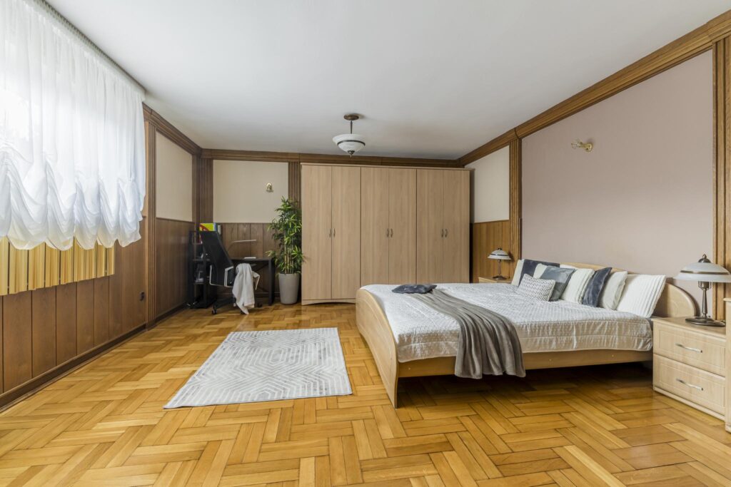 Budynek handlowy z domem wolnostojącym - Legionowo - zdjęcie 7