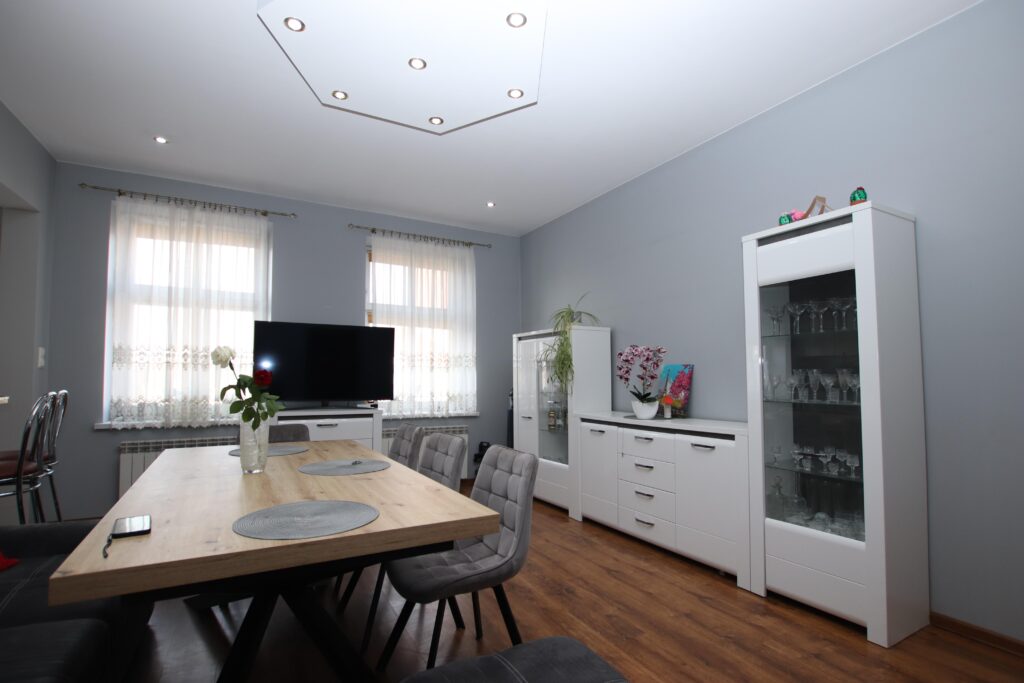 Kamienica przy Starym Rynku w Kole – 655 m². - zdjęcie 3