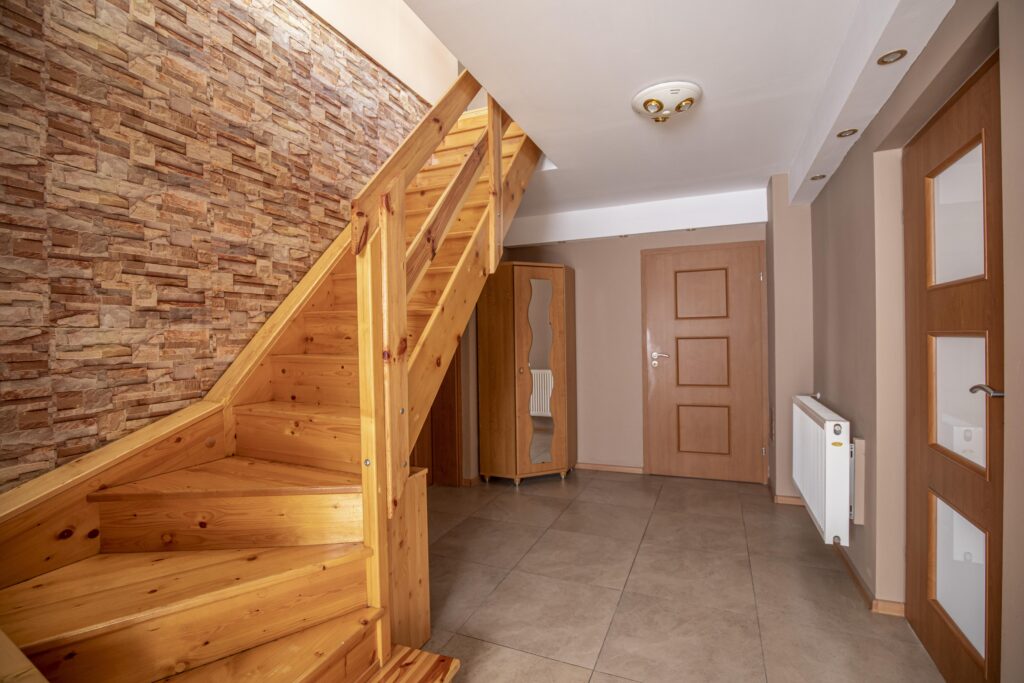 Dwupokoleniowy dom 9km od Brzegu - zdjęcie 9