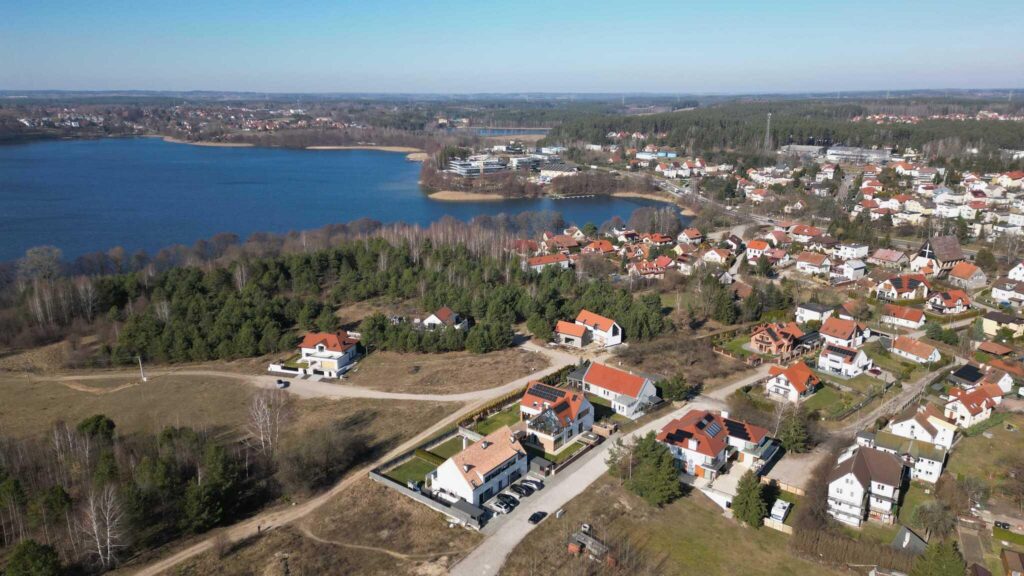 Urokliwa działka nad Jeziorem Ukiel - zdjęcie 7