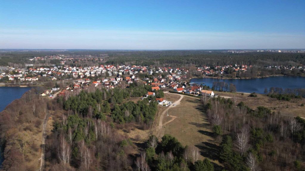 Urokliwa działka nad Jeziorem Ukiel - zdjęcie 9
