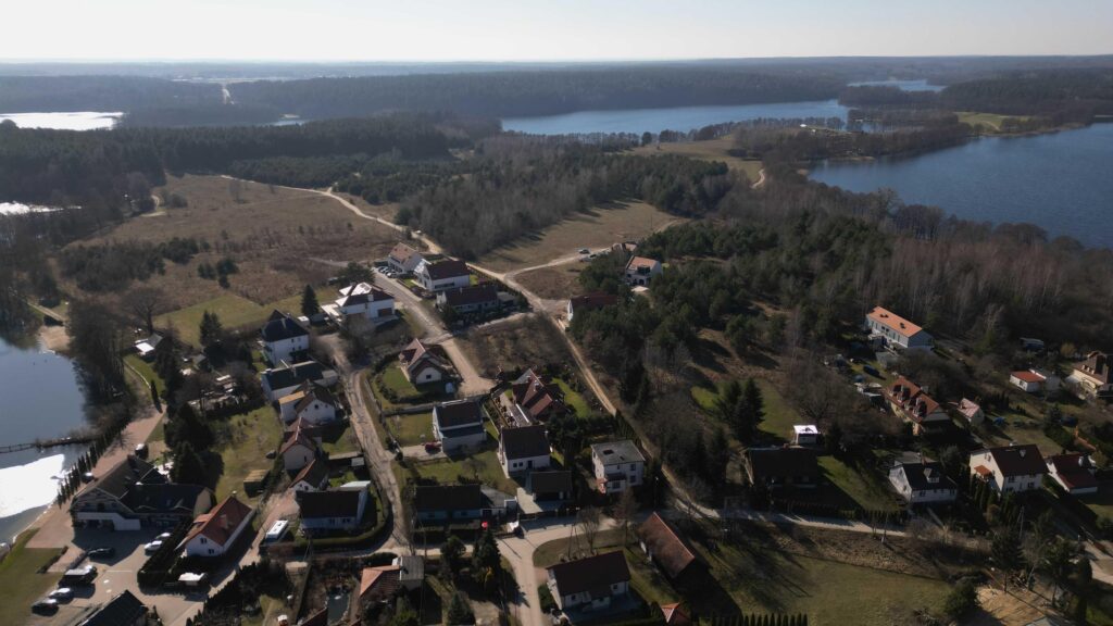 Urokliwa działka nad Jeziorem Ukiel - zdjęcie 10