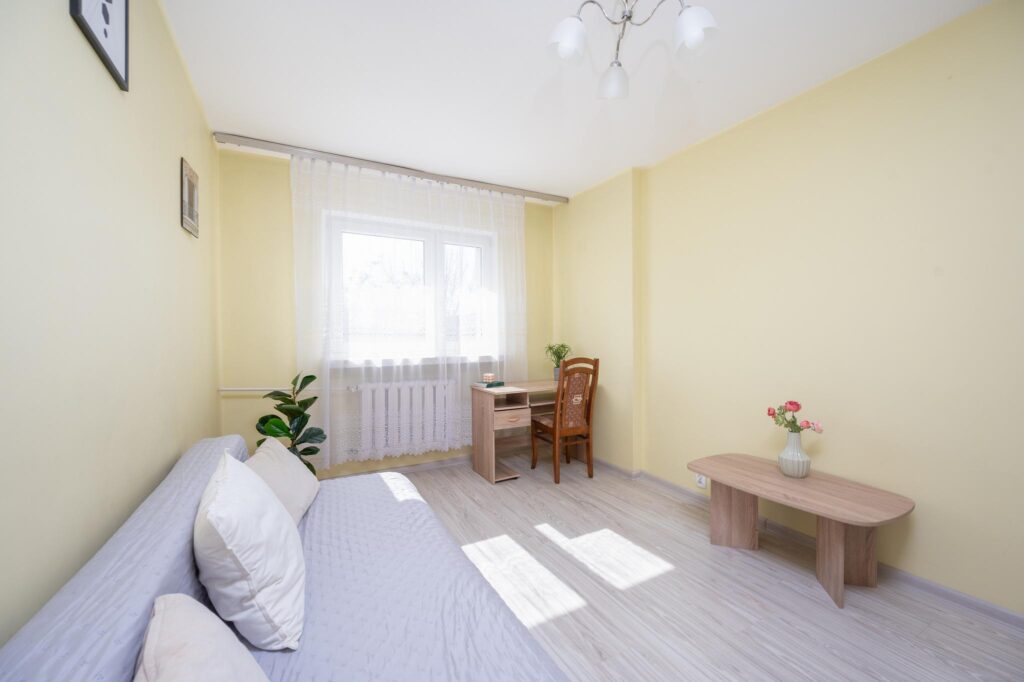 3-pokojowe mieszkanie na Ruczaju z dużym balkonem - zdjęcie 2
