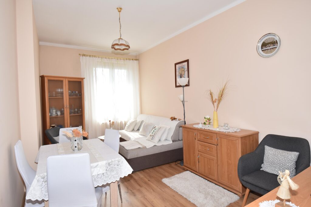 Mieszkanie 2 pokoje, 41m2 blisko Centrum - zdjęcie 1