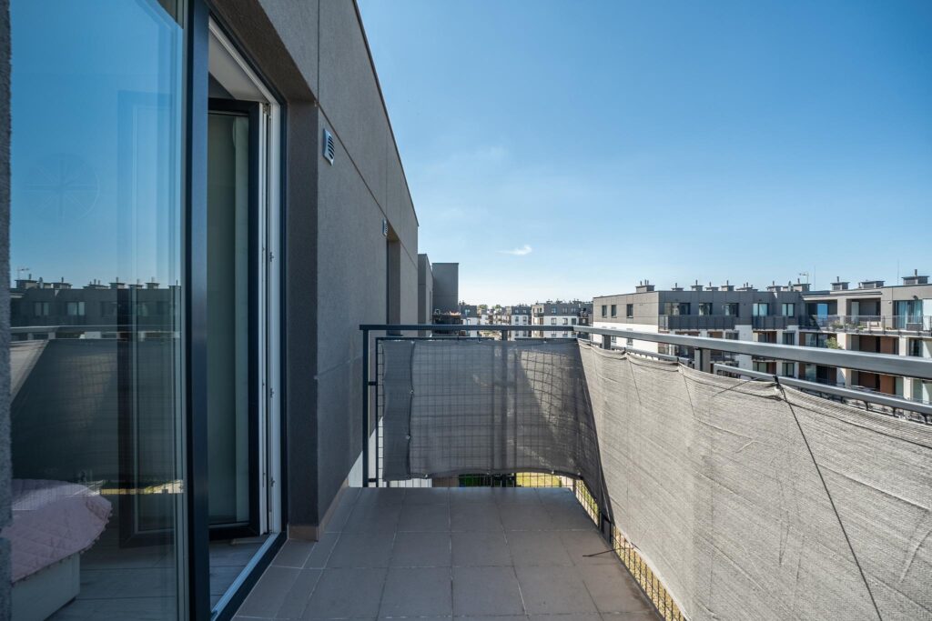 Śliczny apartament na Żeraniu z dwoma balkonami - zdjęcie 11