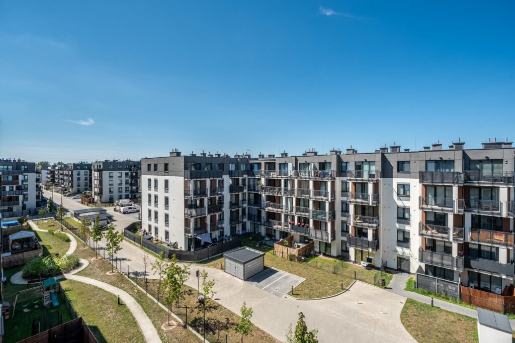 Śliczny apartament na Żeraniu z dwoma balkonami - zdjęcie 12