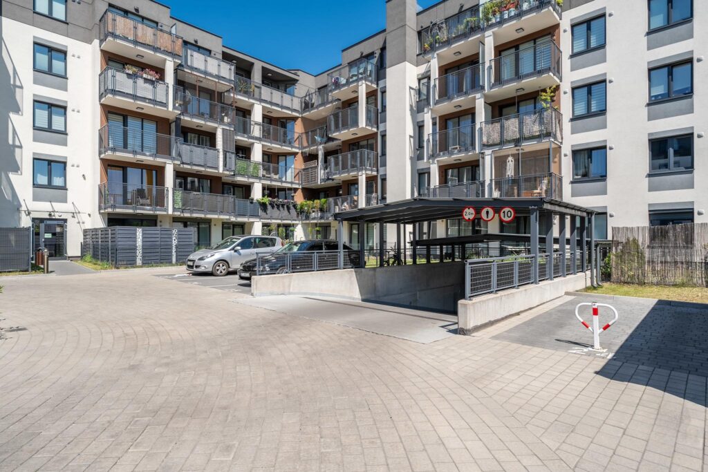 Śliczny apartament na Żeraniu z dwoma balkonami - zdjęcie 13