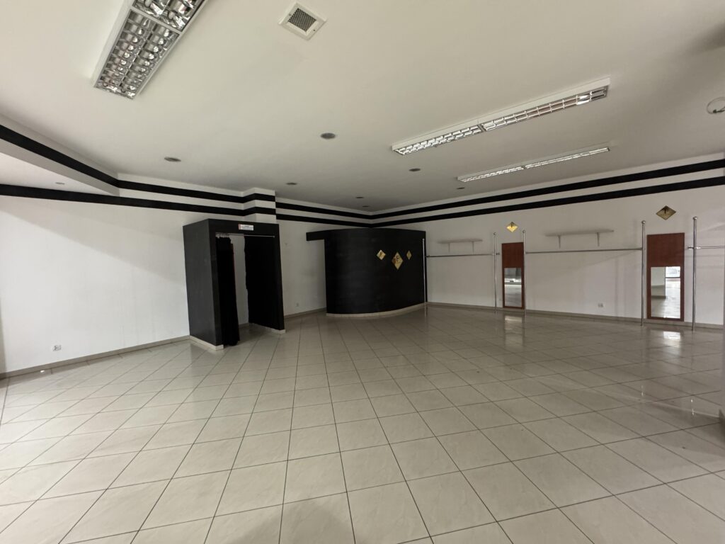 Lokal w galerii handlowej do wynajęcia - zdjęcie 7