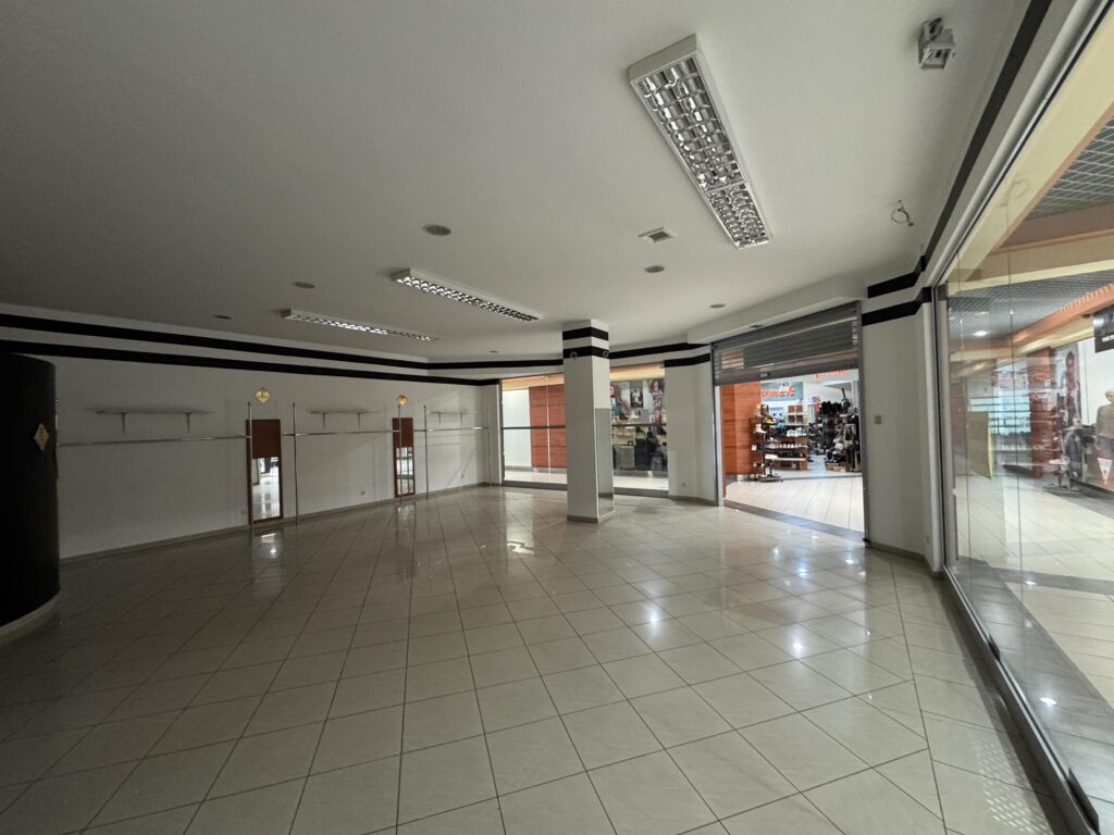 Lokal w galerii handlowej do wynajęcia - zdjęcie 3