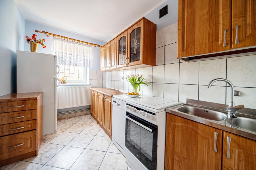 Przepiękny teren 7400 m2 z domem - zdjęcie 11