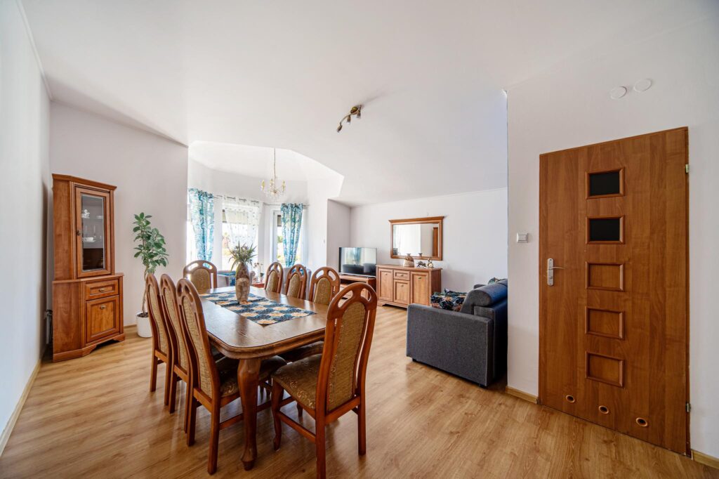 Przepiękny teren 7400 m2 z domem - zdjęcie 8