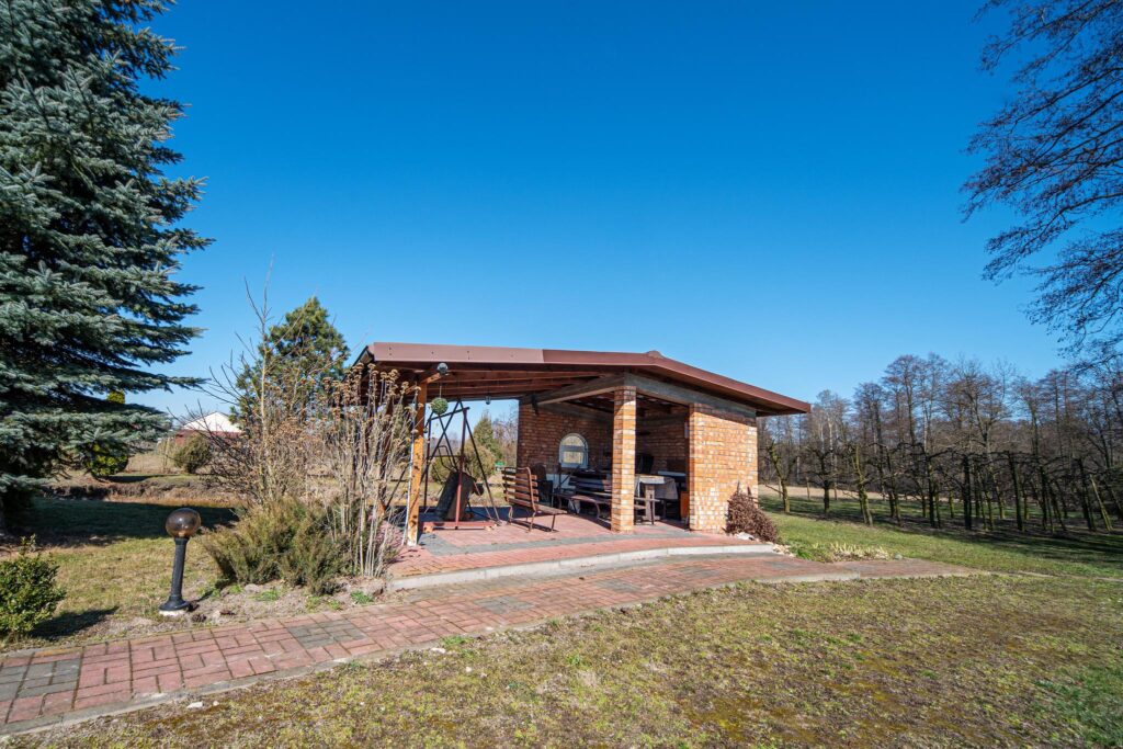 Przepiękny teren 7400 m2 z domem - zdjęcie 34